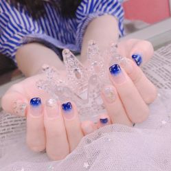 -Halo美甲美睫