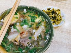酸菜-全家福米线