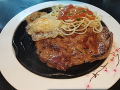 -豪客来牛排(空港华联店)