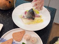 -得意咚瓜·顺德鱼生·冬瓜火锅(深圳首店)