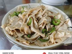 -银峰农庄·特色烧鸡·鲜无花果浸鸡