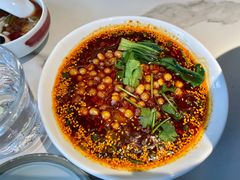 酸辣粉-麻六记(新天地店)