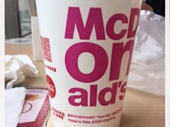 -麦当劳(展览路店)