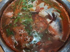 -野山舂·贵州现舂酸汤火锅(鸿通城店)