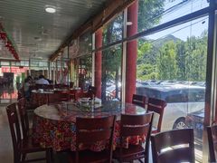 烤虹鳟鱼-何适山庄 ·可团建(水长城P2停车场店)