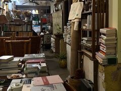 -斯多格书乡(北京大学畅春园店)