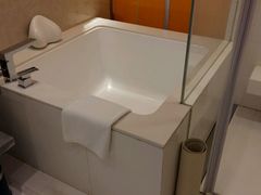 android_upload_pic-扬州皇冠假日酒店