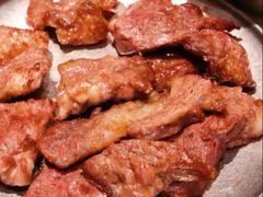-蚂蚁洞·烤肉大营地(上海静安大悦城店)