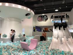 -MINI MARS KIDS CLUB亲子家庭中心(长宁天山店)