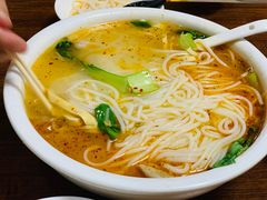 -金家小金碗云南过桥米线