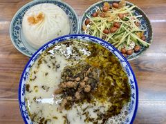 -雪琴面馆富安特色鱼汤面(城中花园店)