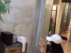 -HIGH FIVE哈福手工汉堡(桂林路店)