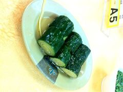 小吃青瓜-轩记海鲜餐厅·四十五年老字号·经典粤菜(西区彩虹店)