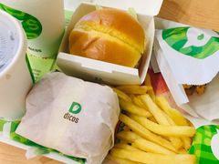 -德克士(三门路店)