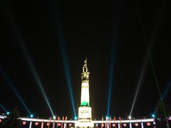 -人民防洪胜利纪念塔