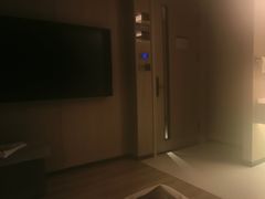 -涨巢·潮玩水疗局