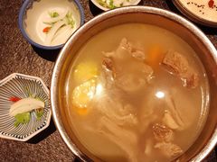 滩羊手抓肉-丝路金桃·新疆菜(徐汇店)