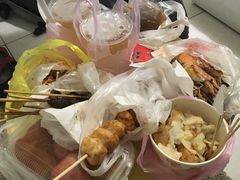 -六合夜市