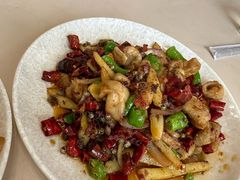 -茅屋大酒店