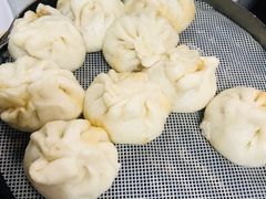 猪肉大葱包子-石饮红星包子(中山路店)