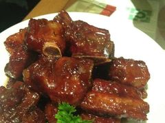 镇江排骨-翡翠拉面小笼包(岭南新天地店)