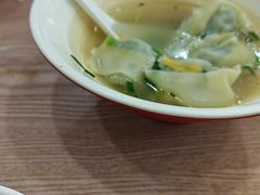 -珊珊小笼馆(仙霞路店)