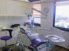-Dr.Z dental仁康种植矫正中心