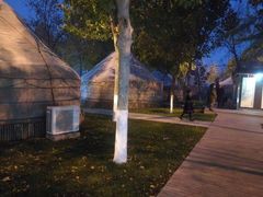 -九十九顶毡房(阜石路店)