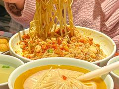 -裕兴记•蟹黄面馆(人民广场店)