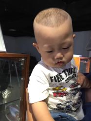 -萌宝专业儿童美发