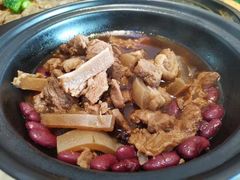 砂锅小黄牛-龙泉人椰子鸡.糟粕醋.海南菜(三亚旗舰店)