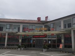 -洋县服务区-停车场