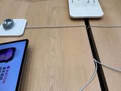 -Apple零售店(华贸购物中心店)