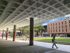 -香港理工大学