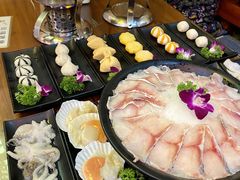 -丽江庭院·云南野生菌·海鲜火锅(鼓楼四合院店)
