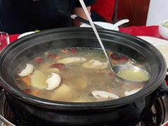 -花苑美食横琴生蚝火锅(拱北粤华路店)
