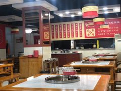 大堂-老哥门肥肠鱼(南坪店)