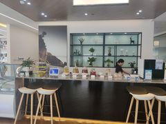 -宁波宝信宝马4S店(江北日湖店)