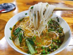 -越洋肖氏老米线(杨家坪店)