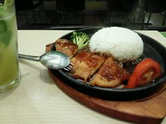 -佰搭果·广式茶餐厅(西华路店)