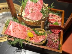 -山川小町·极番烧肉(新地假日广场店)