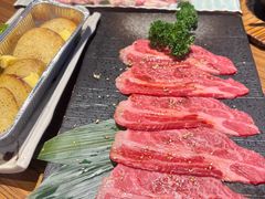 -炼火烤肉店