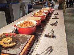自助取餐区-荆州绿地铂骊酒店·铂雅全日自助餐厅