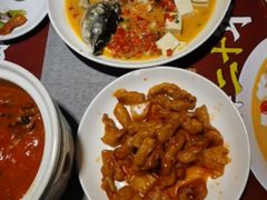 -鑫小城故事·藕汤·家常菜(台北一路总店)