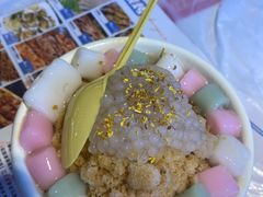 -石牌岭小亮蒸虾•湖北老字号(左岭店)
