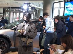 -BIGOFFS 超级折扣(仁恒伊势丹店)