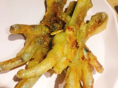嚣张鸡爪-街角等你.大连海鲜烧烤(西安路店)