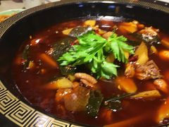 -咪佬肥肠鸡，黔江鸡杂，小龙虾(冉家坝店)