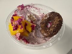 荔浦芋头玫瑰芒果零食酸奶-Blueglass酸奶(财富购物中心店)