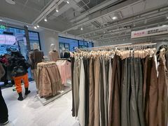 -URBAN REVIVO(北京斯普瑞斯奥特莱斯店)